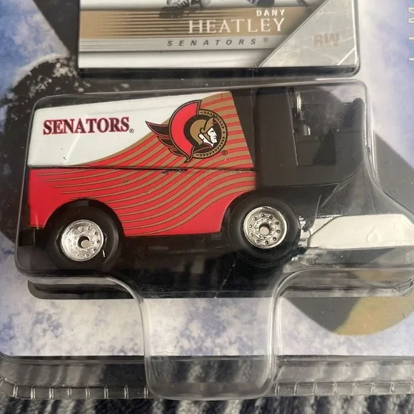 2005-06 Upper Deck Collectibles Diecast Zamboni NEW Dany Heatley Ottawa Senators - Picture 3 of 3